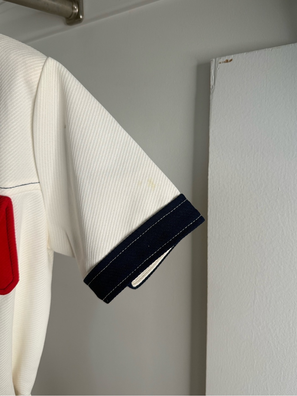 Vintage White Romper Playsuit with Navy Trim & Red Pocket Accents - size small - Picture 4 of 5
